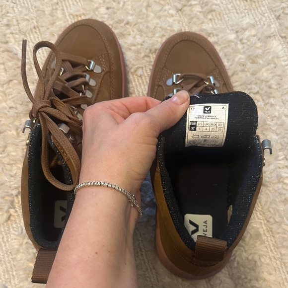 Veja Brown and Purple Sneakers- NEW - Picture 5 of 5